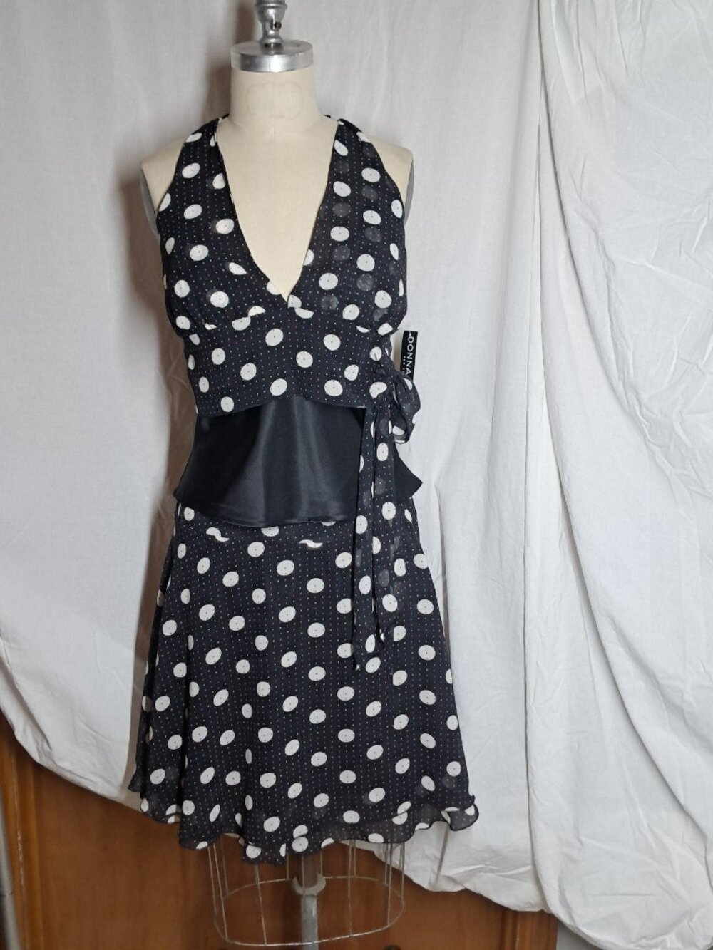 Donna Rae New York Coord set Halter Size 4 & Skirt Size 2 Polka Dots